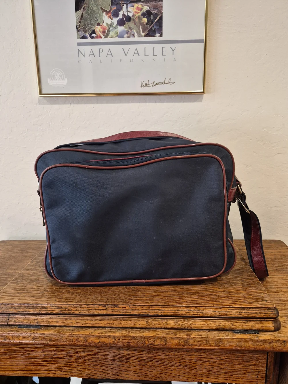 Samsonite black bag